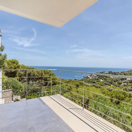 Aneto Holiday home
