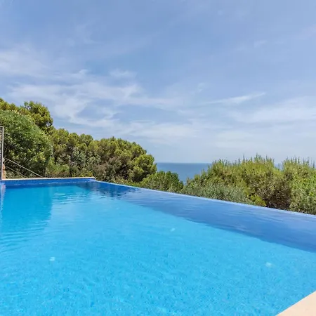 Aneto Holiday home *